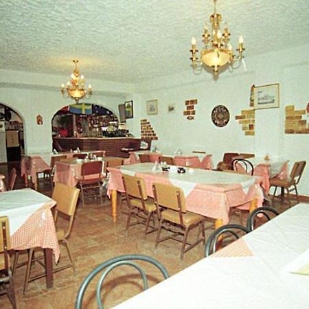 Pansion Alexandros 호텔 펠레카스 외부 사진